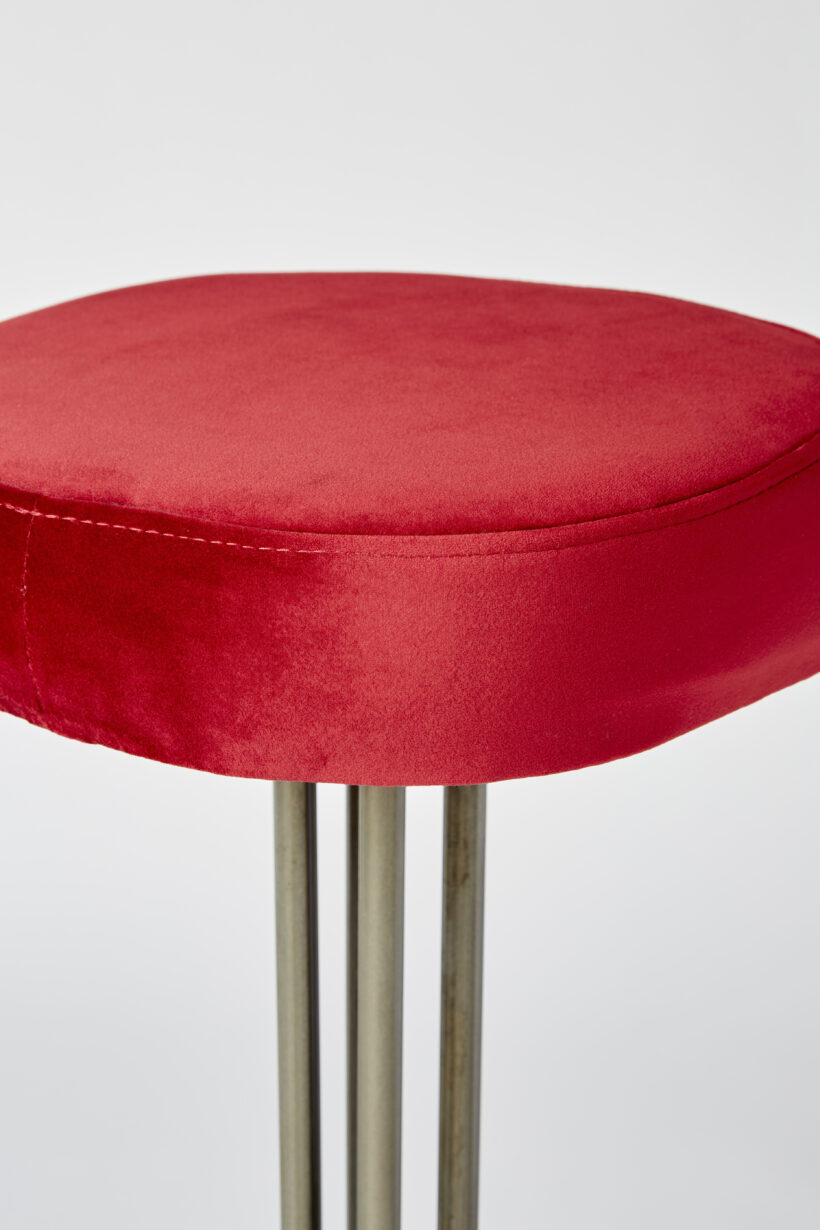 Stool Miu 1BB + Velvet Plus 33 Garnet