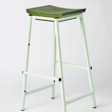 Tabouret empilable Yoko