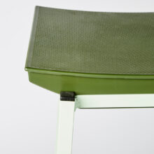 Tabouret empilable Yoko