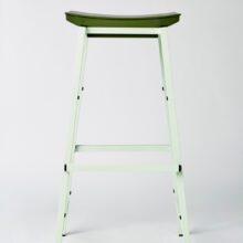 Tabouret empilable Yoko